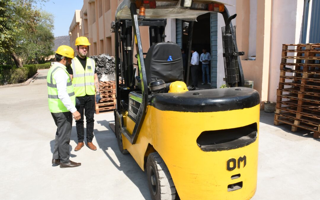 How Long is a Forklift Course in India?